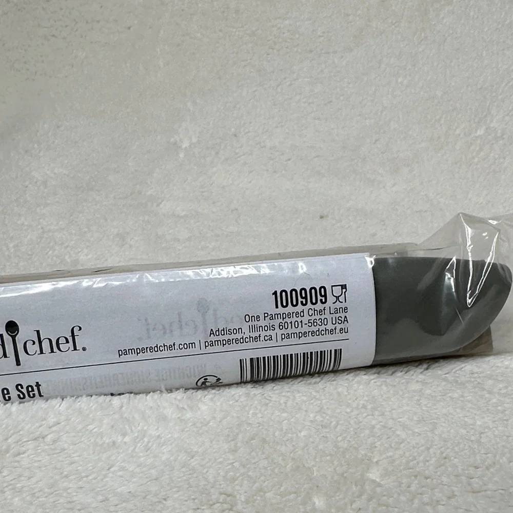 Pampered Chef Spreading Knife Set of 3 Spreading Knives 7.5